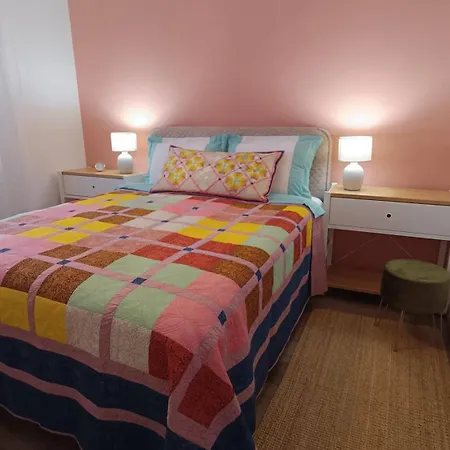 Comfortable Vacation Within Walking Distance Of The Sea