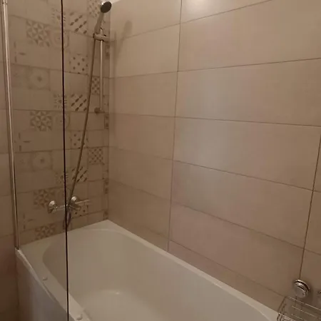 Comfortable Vacation Within Walking Distance Of The Sea * Funtana