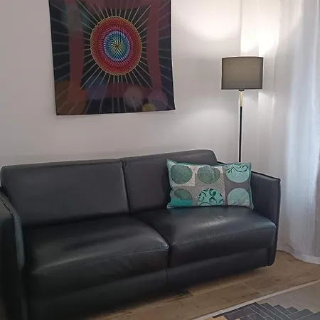 Comfortable Vacation Within Walking Distance Of The Sea Apartment *