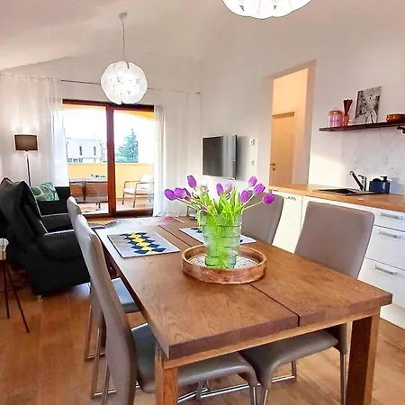 Comfortable Vacation Within Walking Distance Of The Sea *