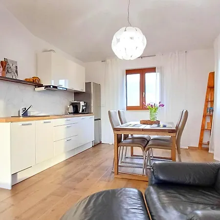 Comfortable Vacation Within Walking Distance Of The Sea * Funtana